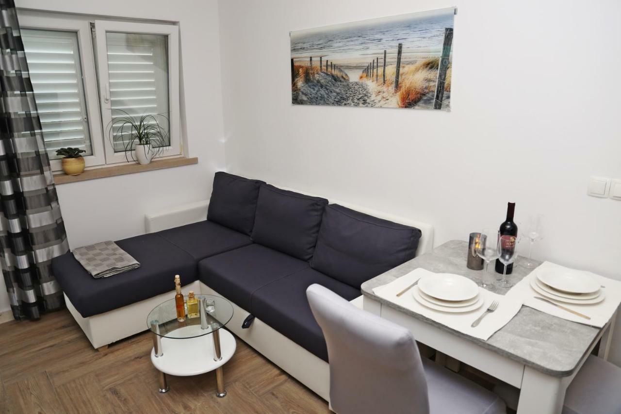 Apartment R&M Lumbarda Luaran gambar